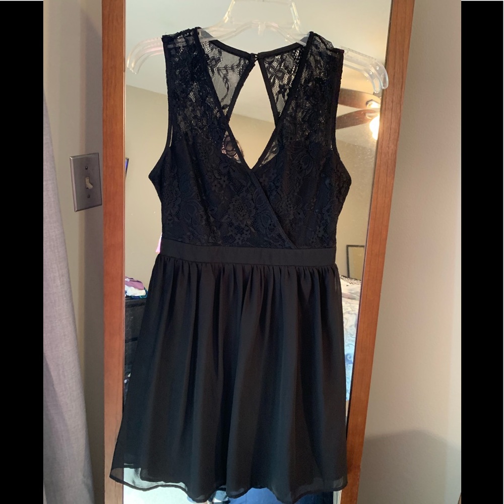 Forever 21 lace dress